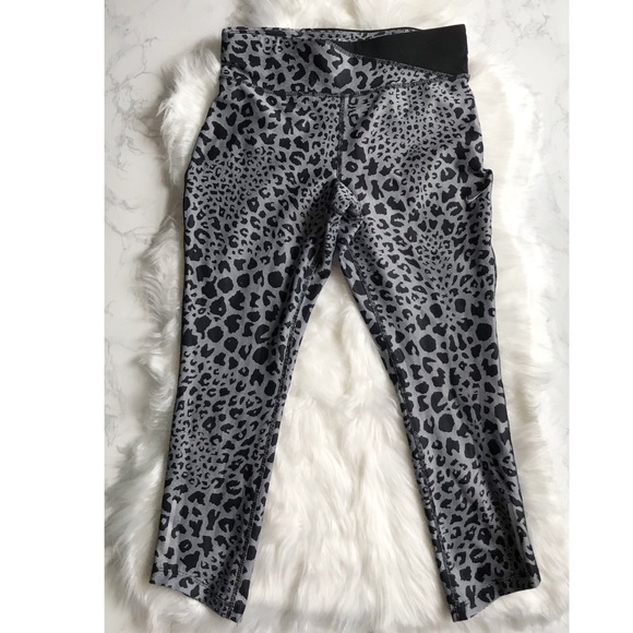 Nike Pants - Nike Dri Fit Animal Print Capri